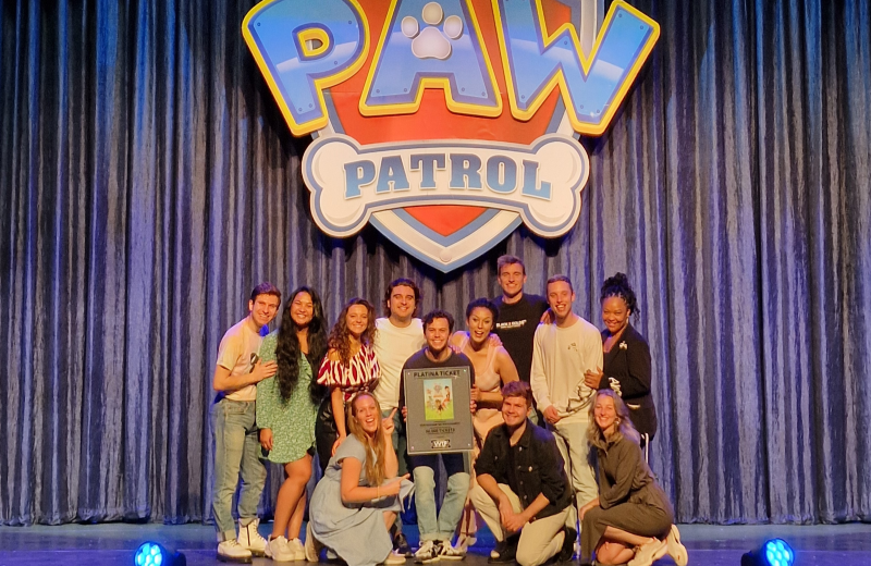 Cast paw patrol platina award
