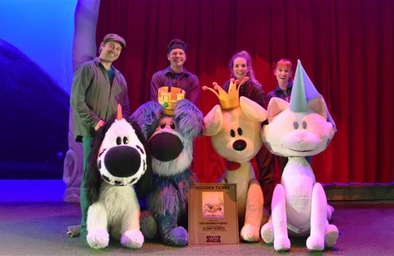 Woezel & Pip vieren sprookjesachtig succes met 25.000 verkochte kaarten!